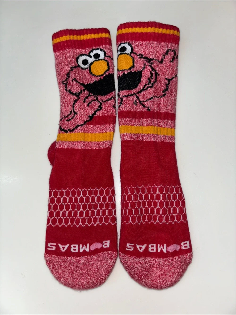 Bombas Elmo Red Kids Crew Socks - Sesame Street Y youth